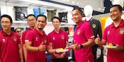 Apparel Timnas Indonesia Lebarkan Sayap ke Pekanbaru Apparel Timnas Indonesia Lebarkan Sayap ke Pekanbaru