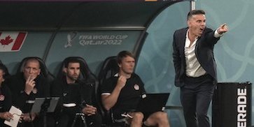 Membedah Taktik John Herdman: Kandidat Pelatih Timnas Indonesia dengan Formasi 3-4-2-1 dan Counter-pressing