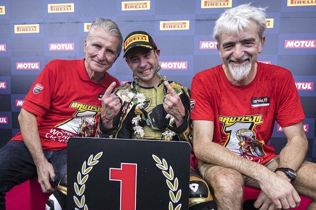 Sempat Bertengkar, Alvaro Bautista-Ducati Kini Malah Juarai WorldSBK Bareng-Bareng