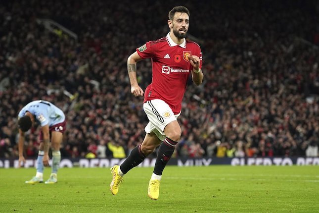 Sayap Kanan: Bruno Fernandes (Manchester United)