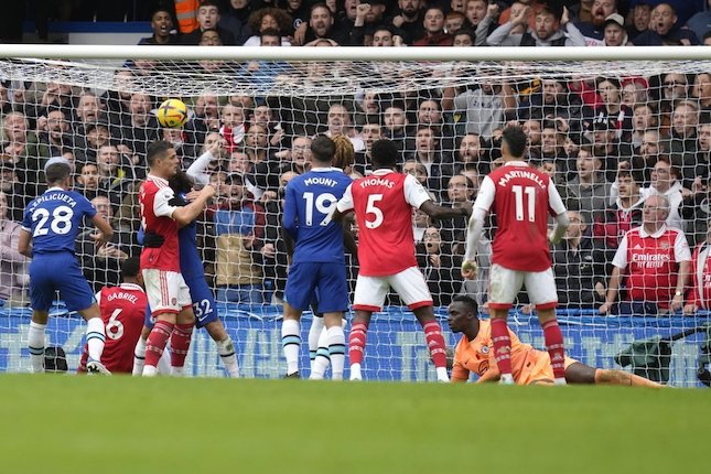 Momen Gol Arsenal Lawan Chelsea: Marc Cucurella Asyik Peluk Granit Xhaka dan Biarkan Bola Masuk! Momen Gol Arsenal Lawan Chelsea: Marc Cucurella Asyik Peluk Granit Xhaka dan Biarkan Bola Masuk!