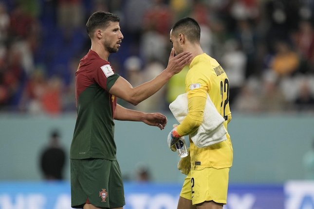 4. Ruben Dias