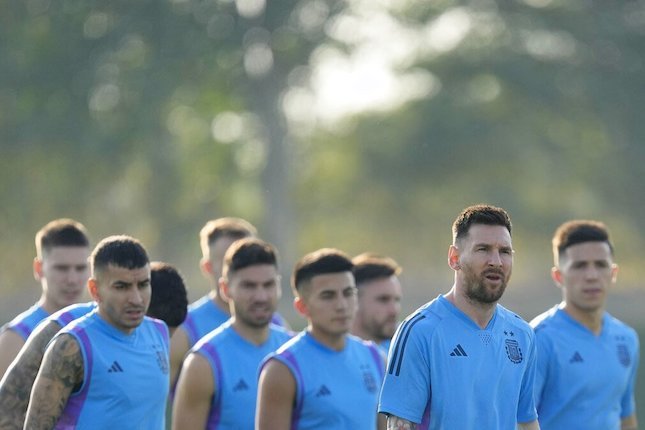 Angel Di Maria, Lautaro Martinez, Lionel Messi (Argentina)