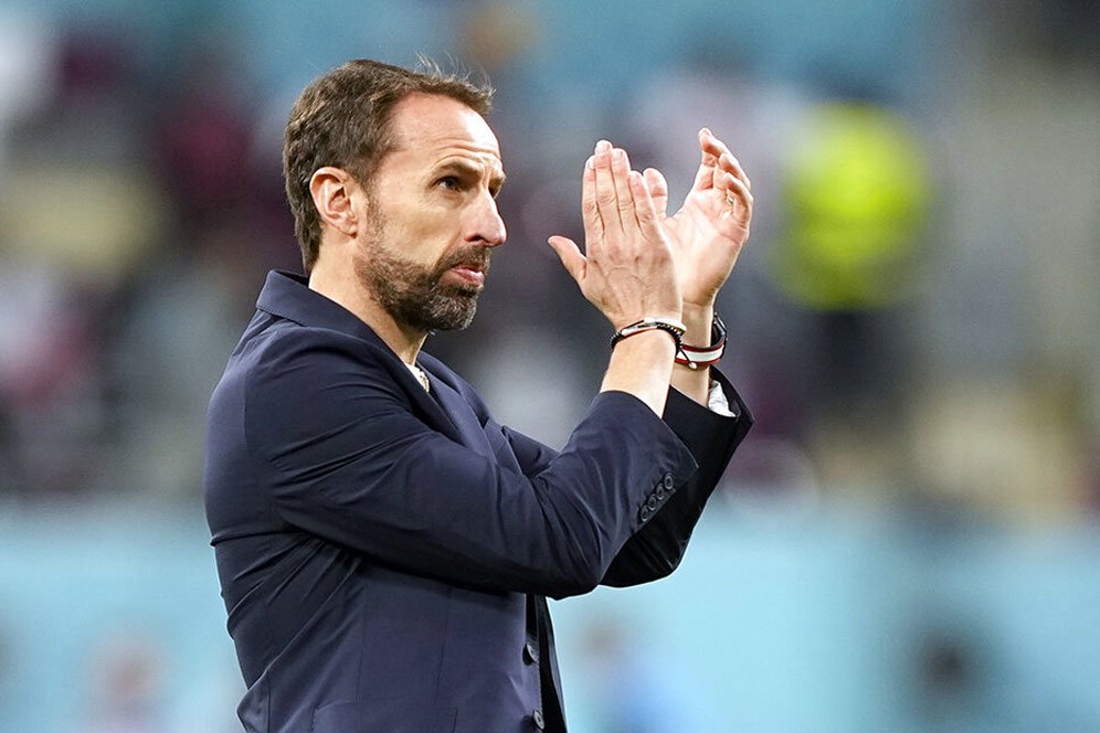 Gareth Southgate: Saya Latih Manchester United?