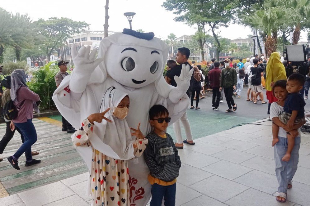 Seru! La'eeb Maskot Piala Dunia 2022 Nikmati Weekend dengan Keliling Mall Jabodetabek