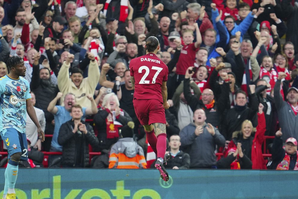 Ketika Darwin Nunez 2 Kali Menjebol Gawang Southampton di Anfield