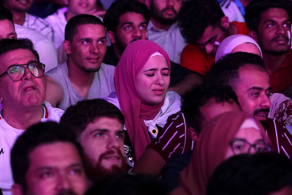 Foto-foto dari Fan Zone Piala Dunia 2022: Suporter Qatar Manyun, Suporter Ekuador Full Senyum Foto-foto dari Fan Zone Piala Dunia 2022: Suporter Qatar Manyun, Suporter Ekuador Full Senyum