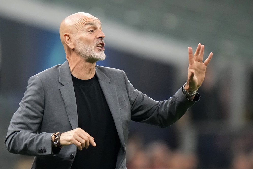 Stefano Pioli di AC Milan Ternyata Orangnya Frontal dan Blak-blakan