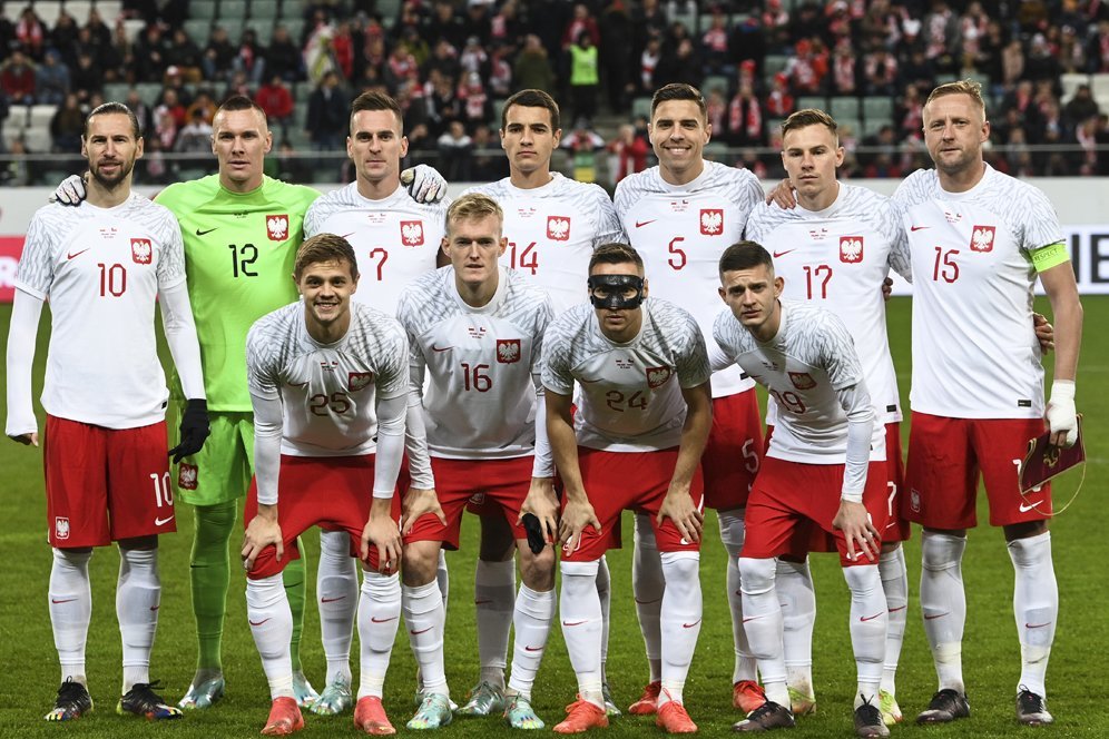 Wow! Timnas Polandia Datang ke Piala Dunia 2022 dengan Dikawal Pesawat Tempur F-16