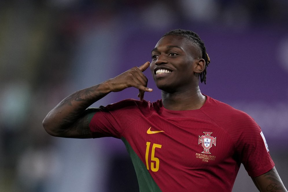 AC Milan Bisikkan Harga Jual Rafael Leao ke MU, Masih Tertarik Beli?