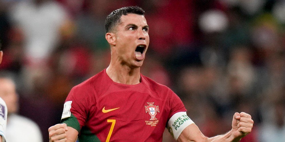 Cadangkan Cristiano Ronaldo Memang Mengejutkan, tapi Sekarang Gak Ada