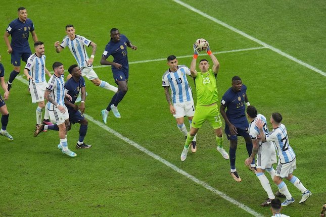 Rekor Pemain Muda dan Kiper Terbaik