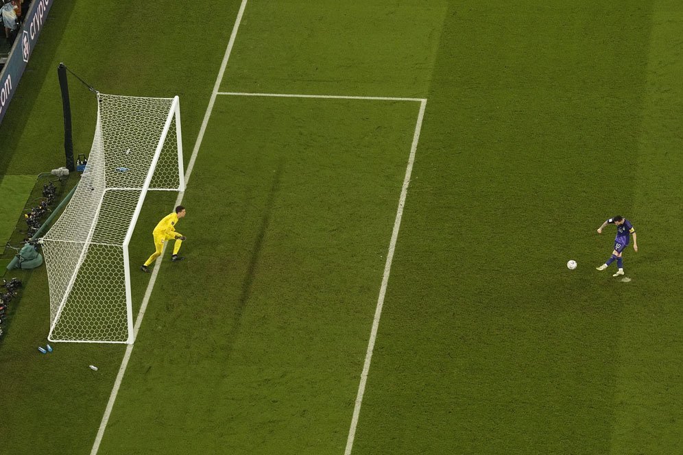 Lionel Messi Gagal Eksekusi Penalti, 'Tanda' Argentina Juarai Piala Dunia 2022?