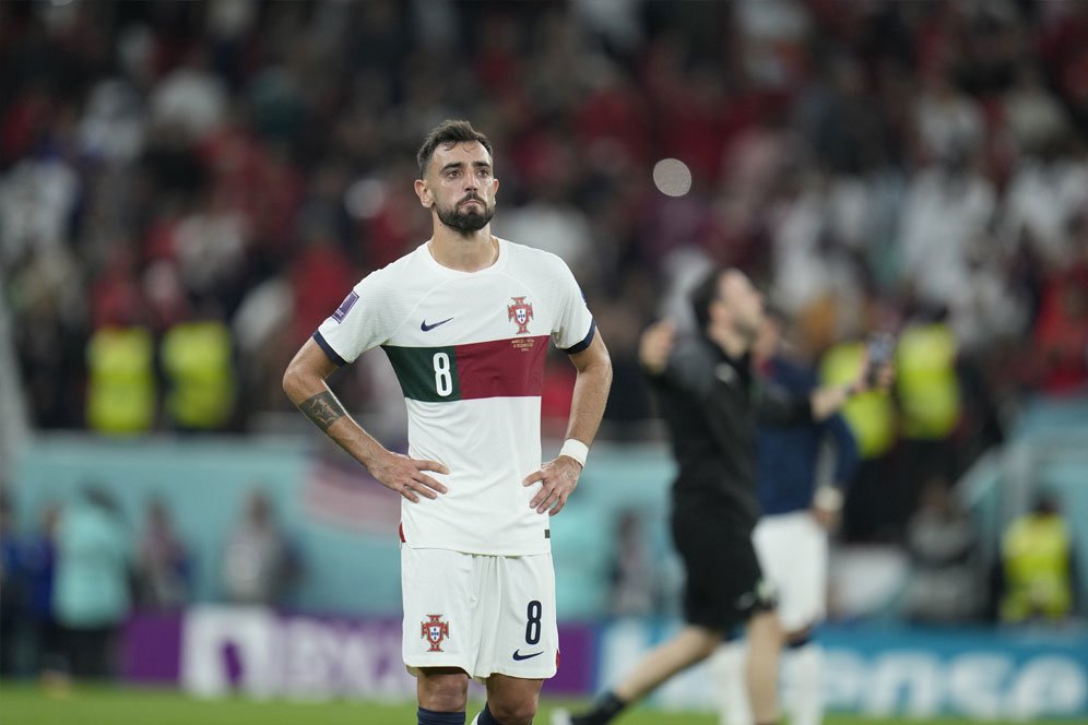 Bruno Fernandes Paling Layak Jadi Pemain Bintang Portugal yang Baru Bruno Fernandes Paling Layak Jadi Pemain Bintang Portugal yang Baru