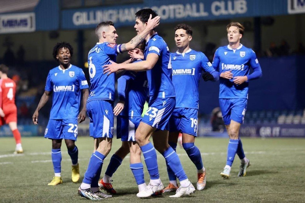 Tonton Aksi Elkan Baggott, Ini Link Live Streaming Gillingham vs Leicester City 7 Januari 2023