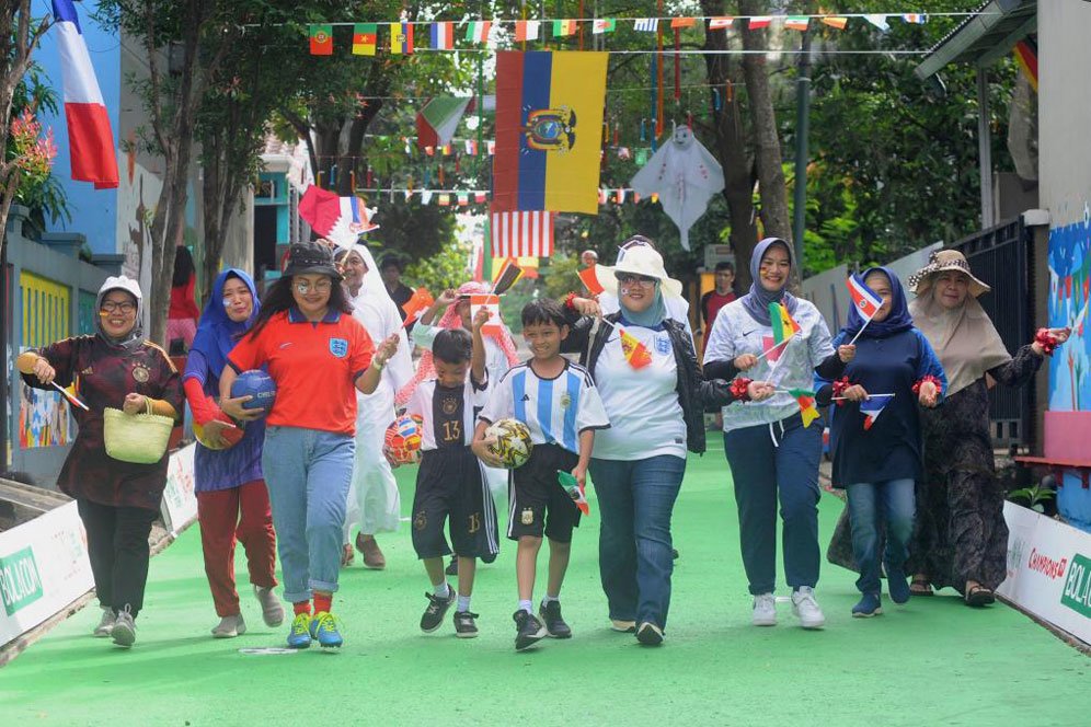 Cara Unik Kampung Cemara Depok Maharaja Sambut Final Piala Dunia 2022: Gelar Berbagai Acara dan Sulap Lingkungan Sekitar Bertemakan Piala Dunia