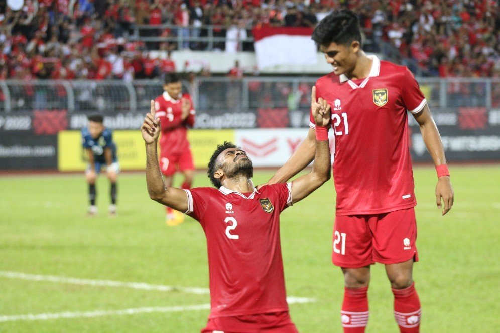 Suporter Timnas Indonesia Merahkan Kuala Lumpur Stadium, Shin Tae-yong Merasa Takjub