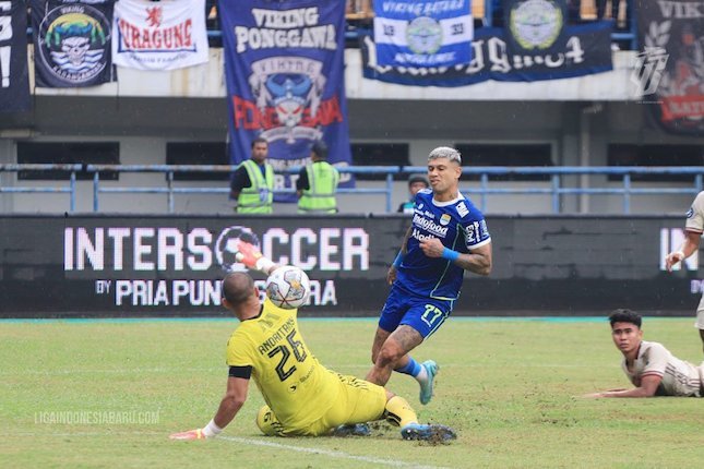 10 Laga Persib di Bawah Kepelatihan Luis Milla