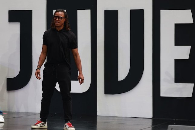 Edgar Davids Ramaikan Pembukaan Juventus Village di Jakarta Edgar Davids Ramaikan Pembukaan Juventus Village di Jakarta