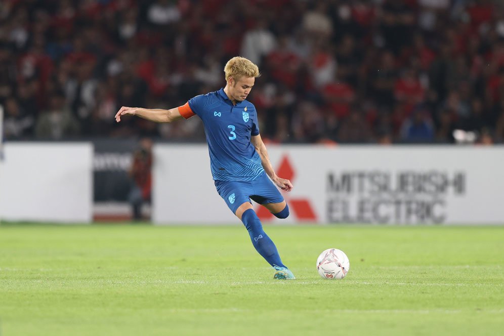 Sombong Amat! Theerathon Bunmathan Yakin tak Ada Tim yang Mau Lawan Thailand di Semifinal Piala AFF 2022