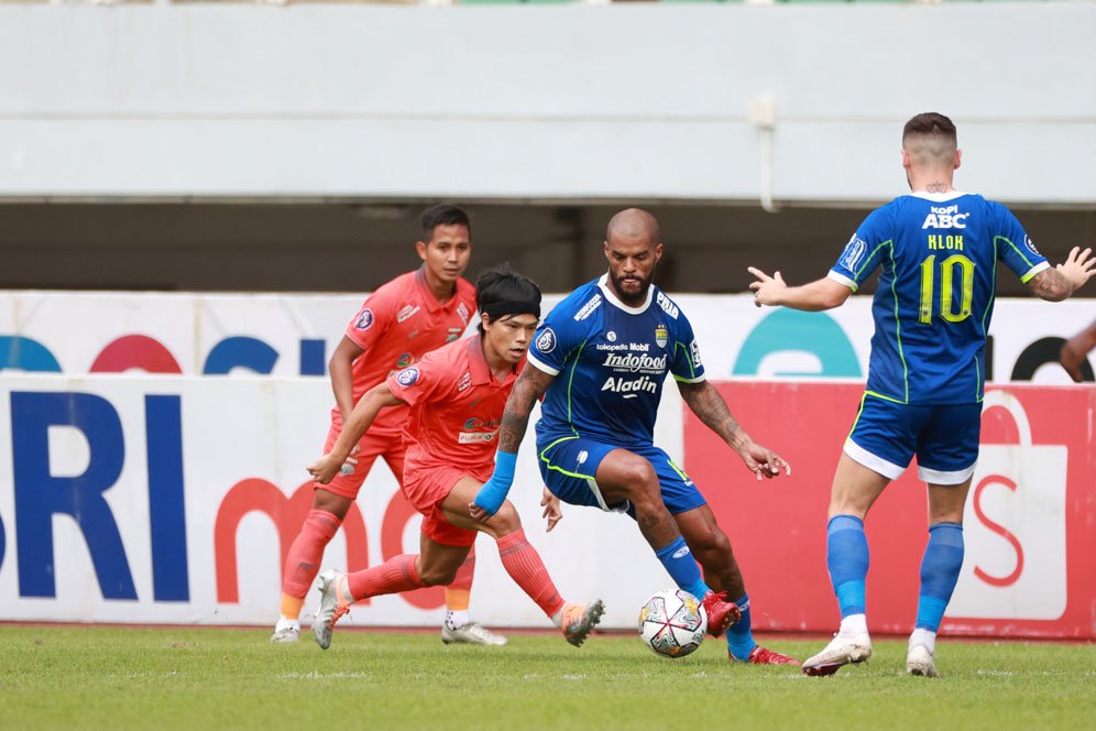 Tonton Lagi Kala Gol David da Silva yang Bikin Borneo Tumbang Sekaligus Bawa Persib ke Pucuk Klasemen