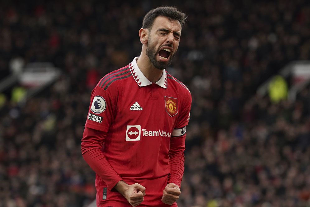 3 Pergantian Peran Bruno Fernandes di Derbi Manchester: Winger Kanan, Penyerang, dan Nomor 10