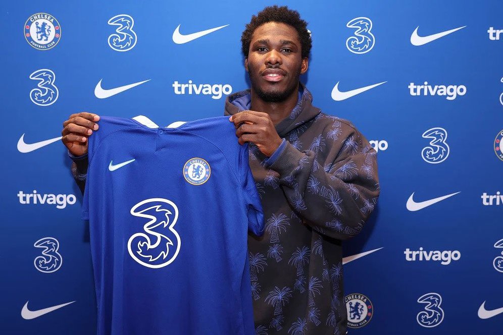 Chelsea Rampungkan Transfer David Datro Fofana