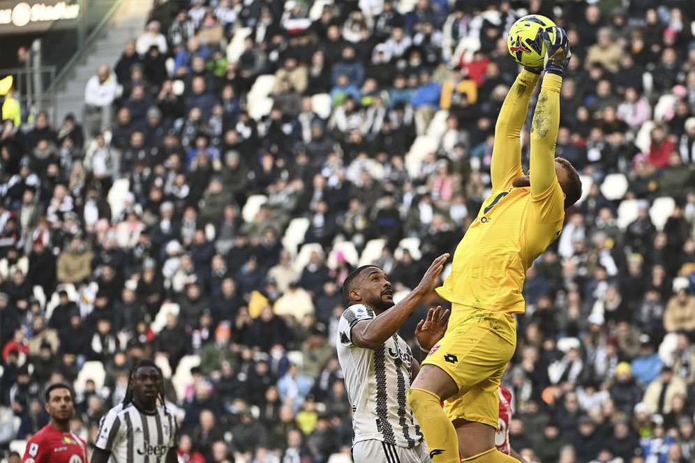 Man of the Match Juventus vs Monza: Michele Di Gregorio