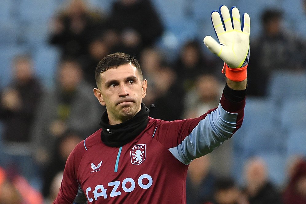 Emiliano Martinez Cari Klub Baru, Manchester United Siap Menampung