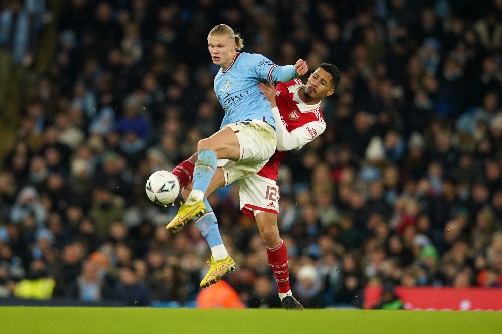 Man City Boleh Menang, tapi Guardiola Tahu Arsenal Belum Serius!