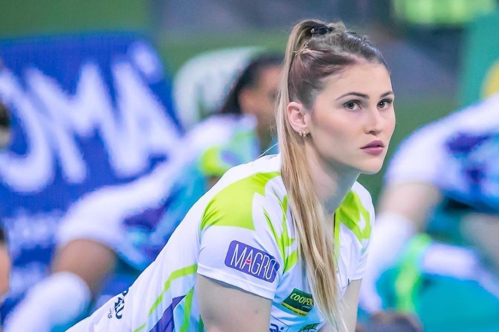 Potret Franciane Richter, Pevoli Cantik Andalan Jakarta Popsivo Polwan di Proliga 2023 Potret Franciane Richter, Pevoli Cantik Andalan Jakarta Popsivo Polwan di Proliga 2023