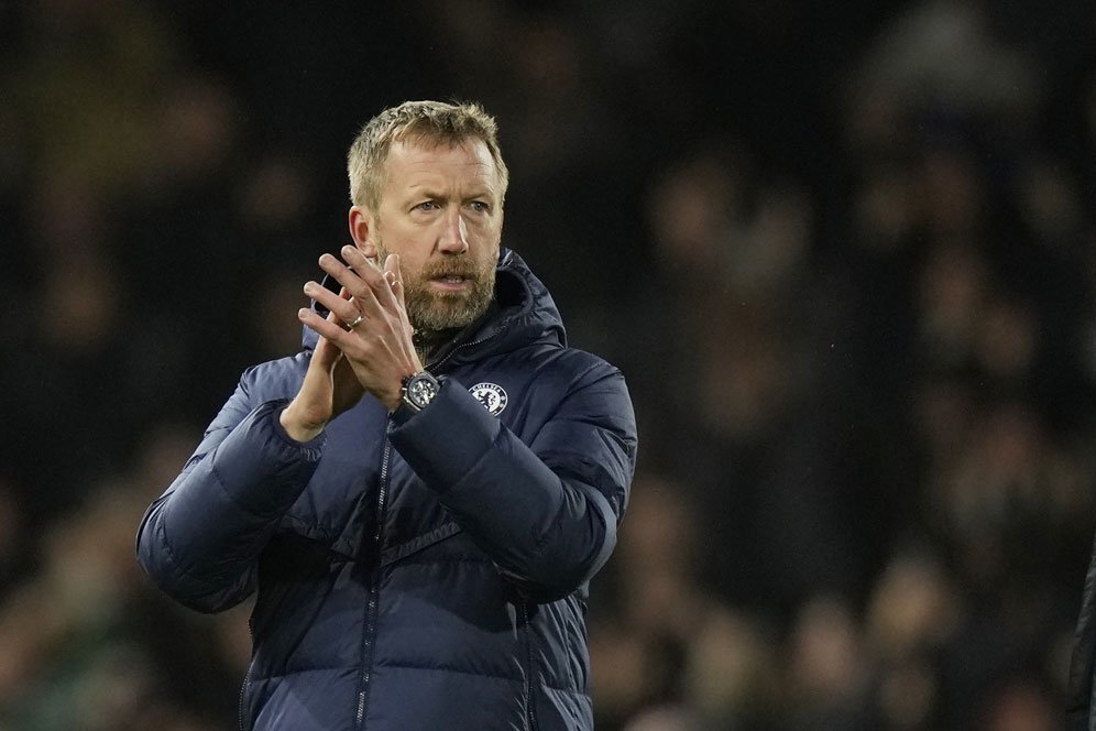 Pemain Chelsea Ramai-ramai Bela Graham Potter 