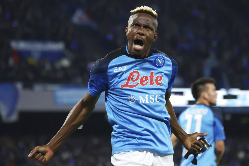 Victor Osimhen Catatkan Dua Rekor di Hari Bersejarah Napoli