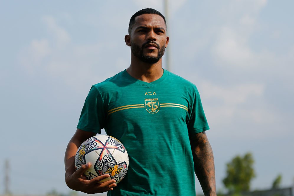 Paulo Victor Hanya Latihan 10 Menit Bersama Persebaya