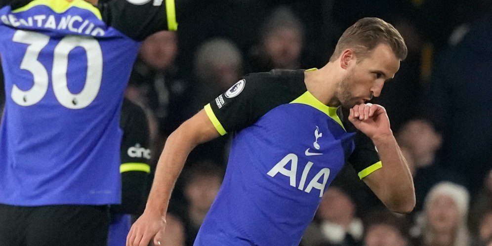 Memasuki Periode Krusial Dalam Karier Harry Kane: Bertahan Di Spurs ...