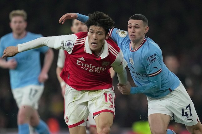 Takehiro Tomiyasu Masih Layak Bermain di Arsenal?