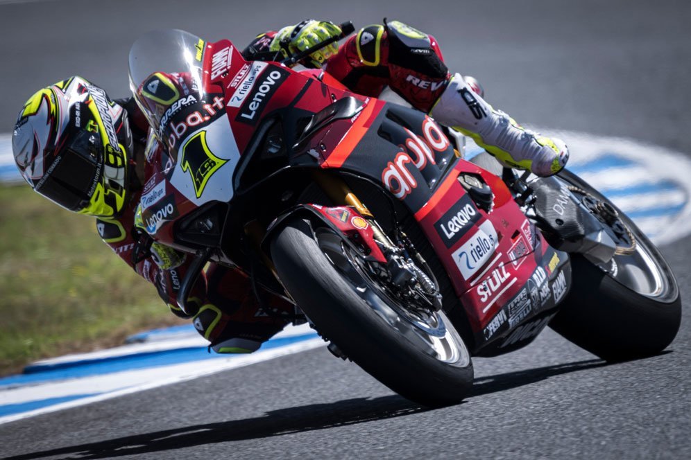 Hasil Superpole Race WorldSBK Emilia-Romagna: Alvaro Bautista Menang Lagi