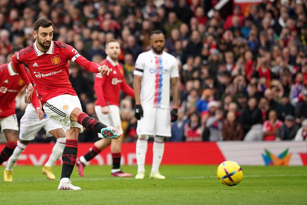 Saksikan MU Tumbangkan Crystal Palace dengan 10 Pemain