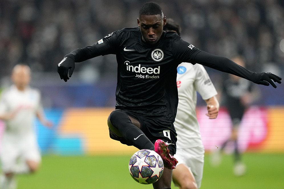 Tawaran Pertama PSG untuk Randal Kolo Muani Ditolak