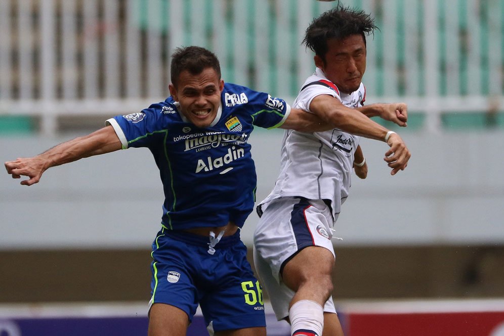 Saksikan Gol Cantik Marc Klok yang Bungkam Arema FC