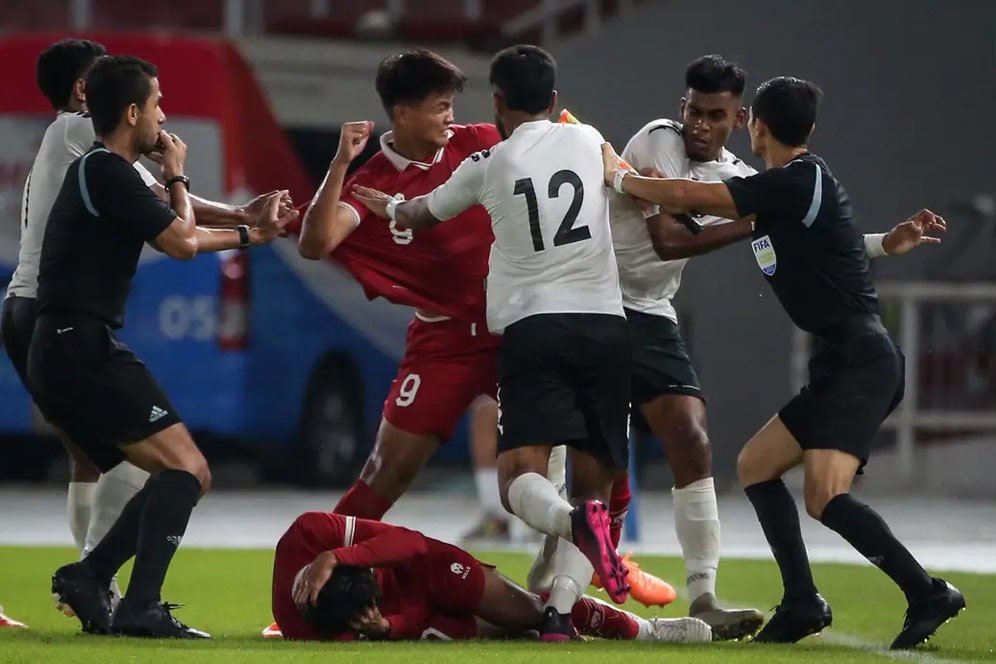 Shin Tae-yong Ungkap Kondisi Frengky Missa yang Ditonjok Pemain Fiji: Agak Memar