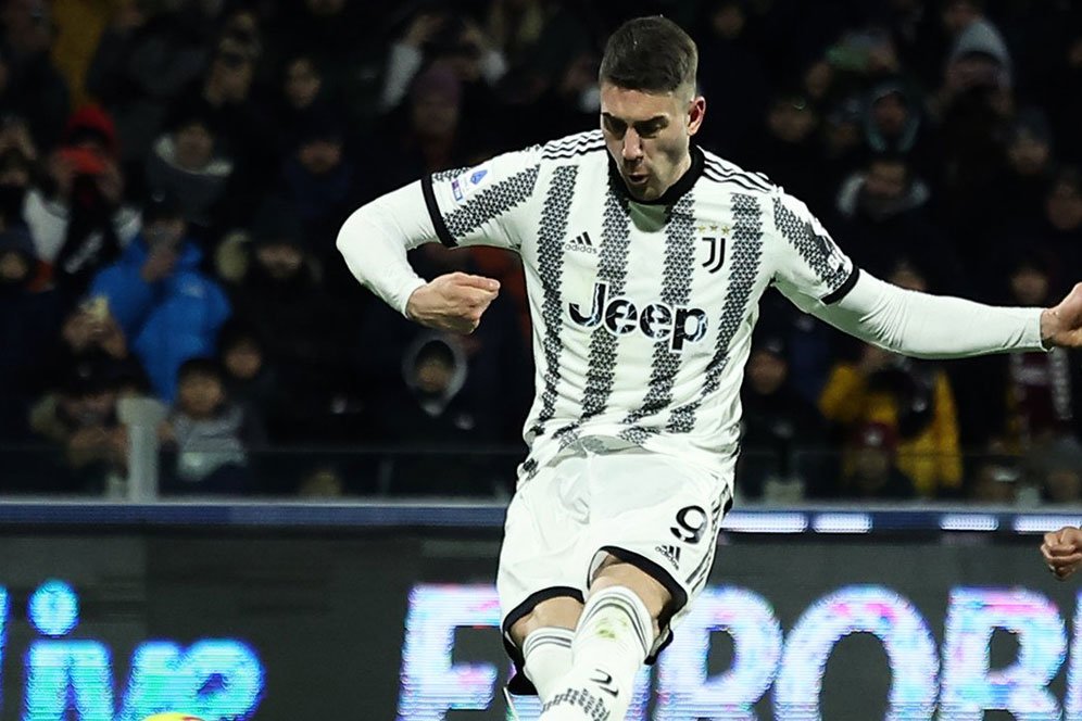 Digosipkan Bakal Pindah ke MU, Juventus: Dusan Vlahovic Tidak Dijual, Titik!