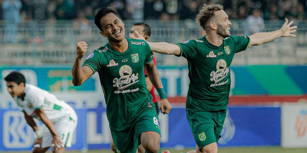 Viral di Media Sosial, Benarkah Desain Starting XI Persebaya Jiplak ...
