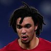 Peran Baru Jadi Gelandang Liverpool, Trent: Bukan Saya yang Mau