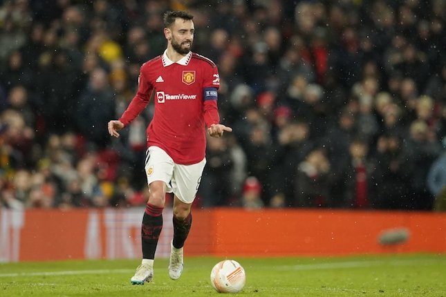 Bruno Fernandes Memang Serbabisa!