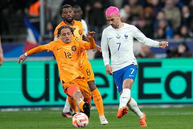 Pertahanan Rapuh, Belanda Diobok-obok Kylian Mbappe! Pertahanan Rapuh, Belanda Diobok-obok Kylian Mbappe!