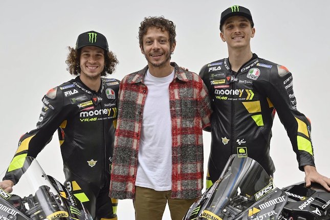 Valentino Rossi Bisa Bantu Lewat Berbagai Cara