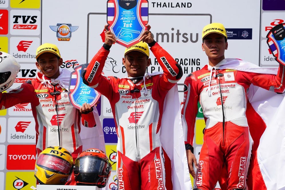 Bikin Bangga, Pembalap Astra Honda Sapu Bersih Podium Race 1 ARRC Thailand 2023