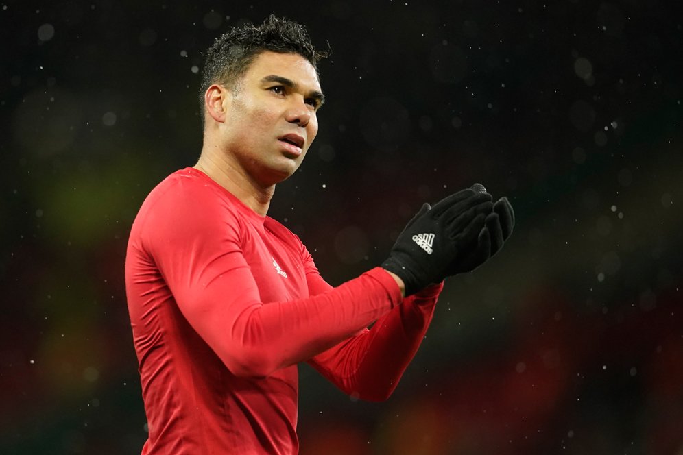 Wow! Casemiro Berniat Pensiun di Manchester United?