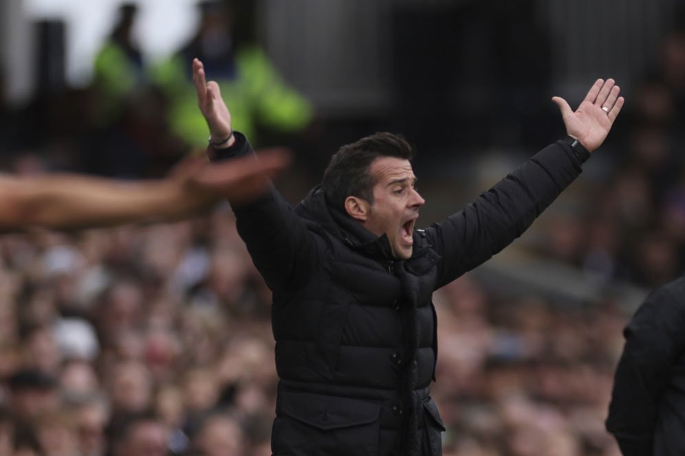 Marco Silva Mengeluh Usai 3 Kartu Merah Lawan MU: Sulitnya Jadi Fulham dan Main di Old Trafford